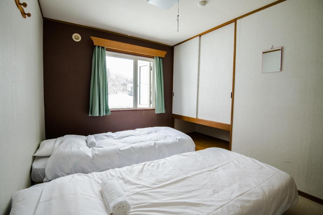 Absolute Niseko Lodge Ōmagari Esterno foto