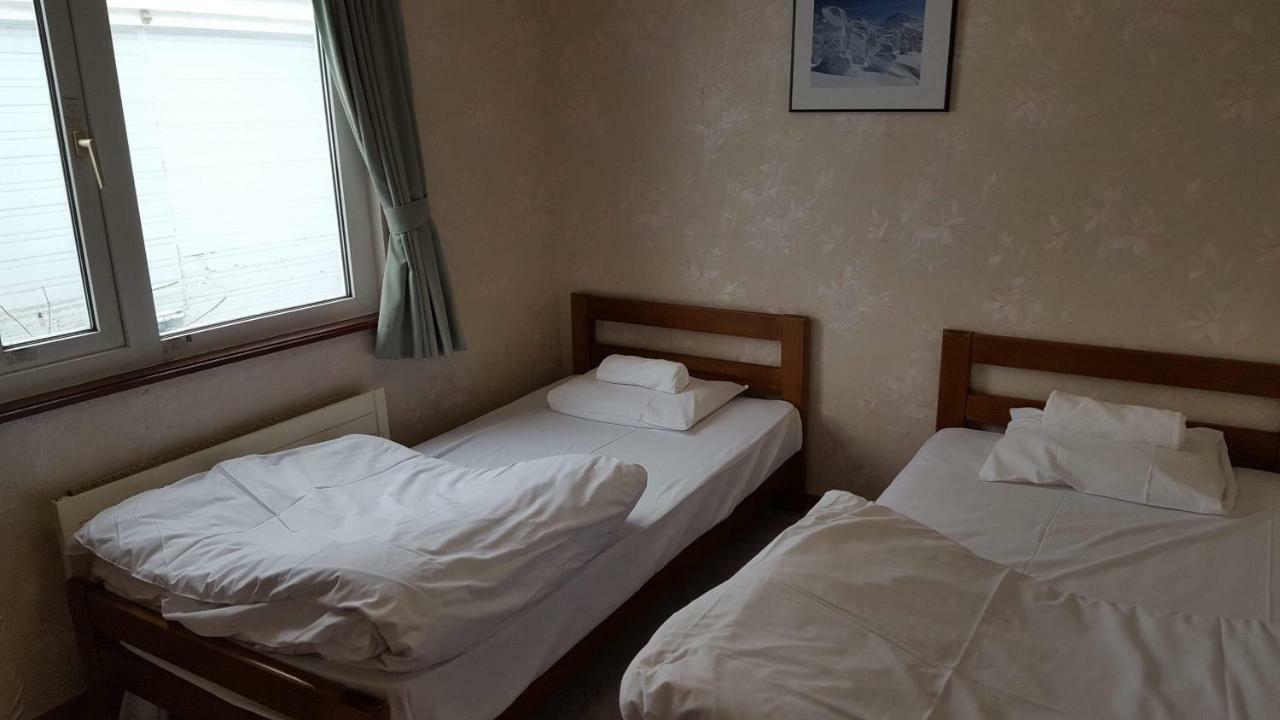 Absolute Niseko Lodge Ōmagari Esterno foto